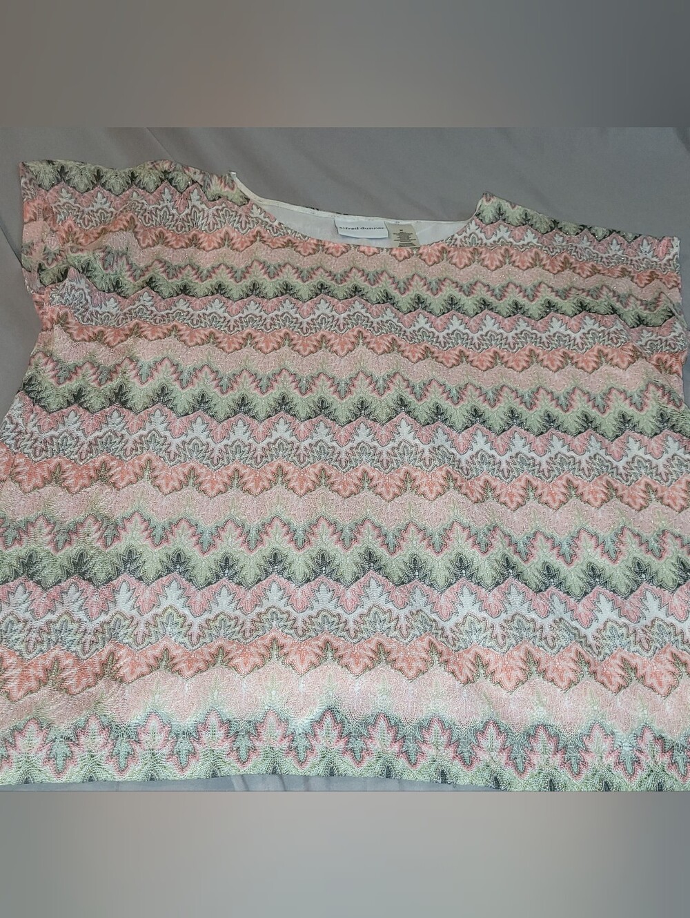 Womens Medium Top Multi Colored